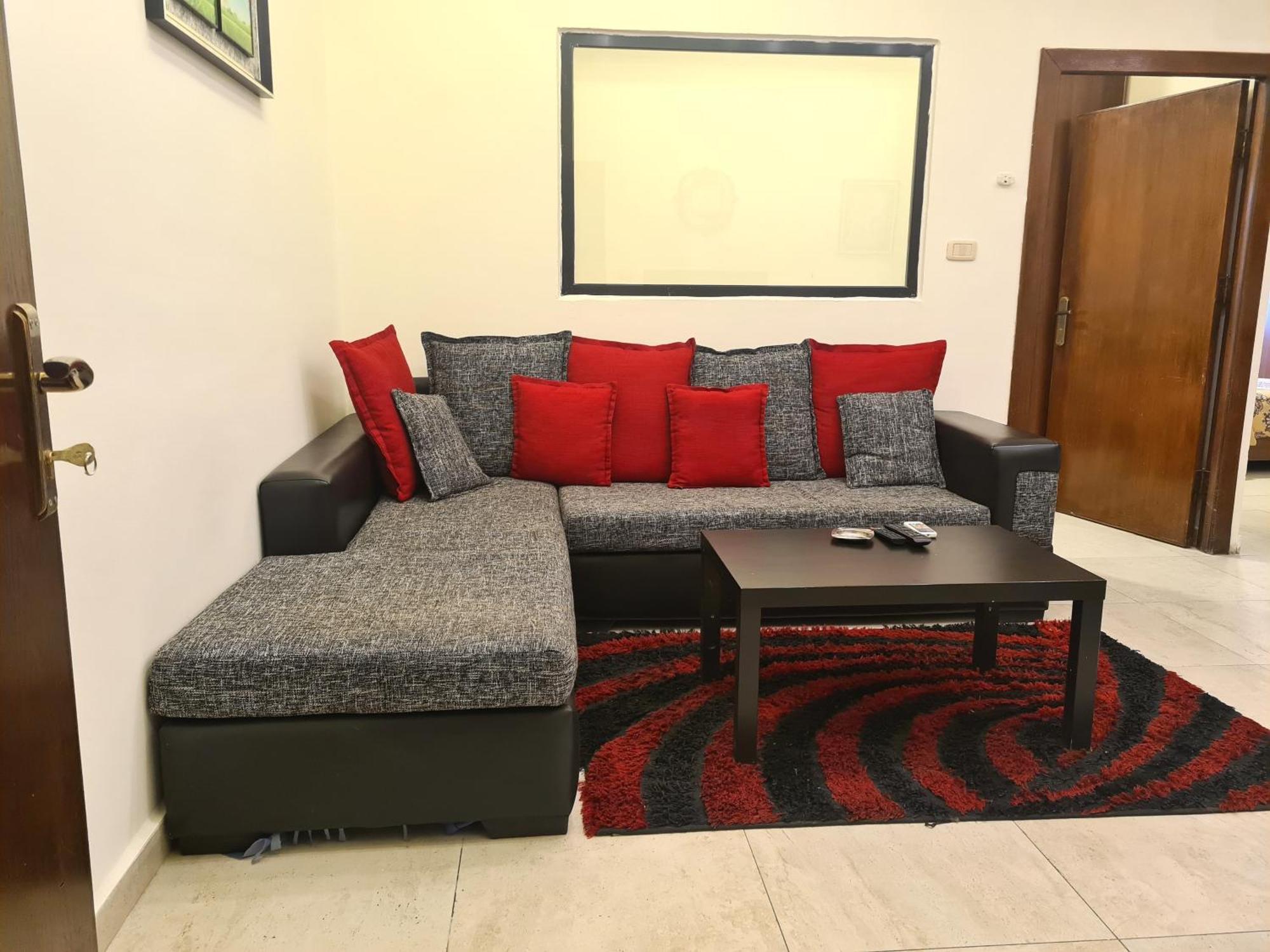 Dair Ghbar Gate Apartments Amán Habitación foto