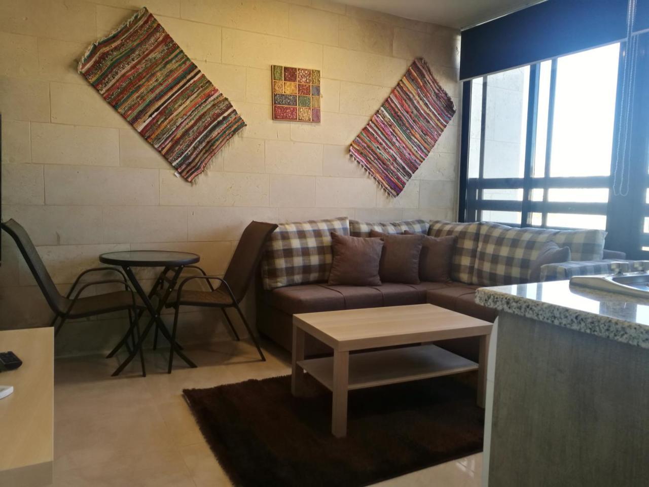 Dair Ghbar Gate Apartments Amán Exterior foto